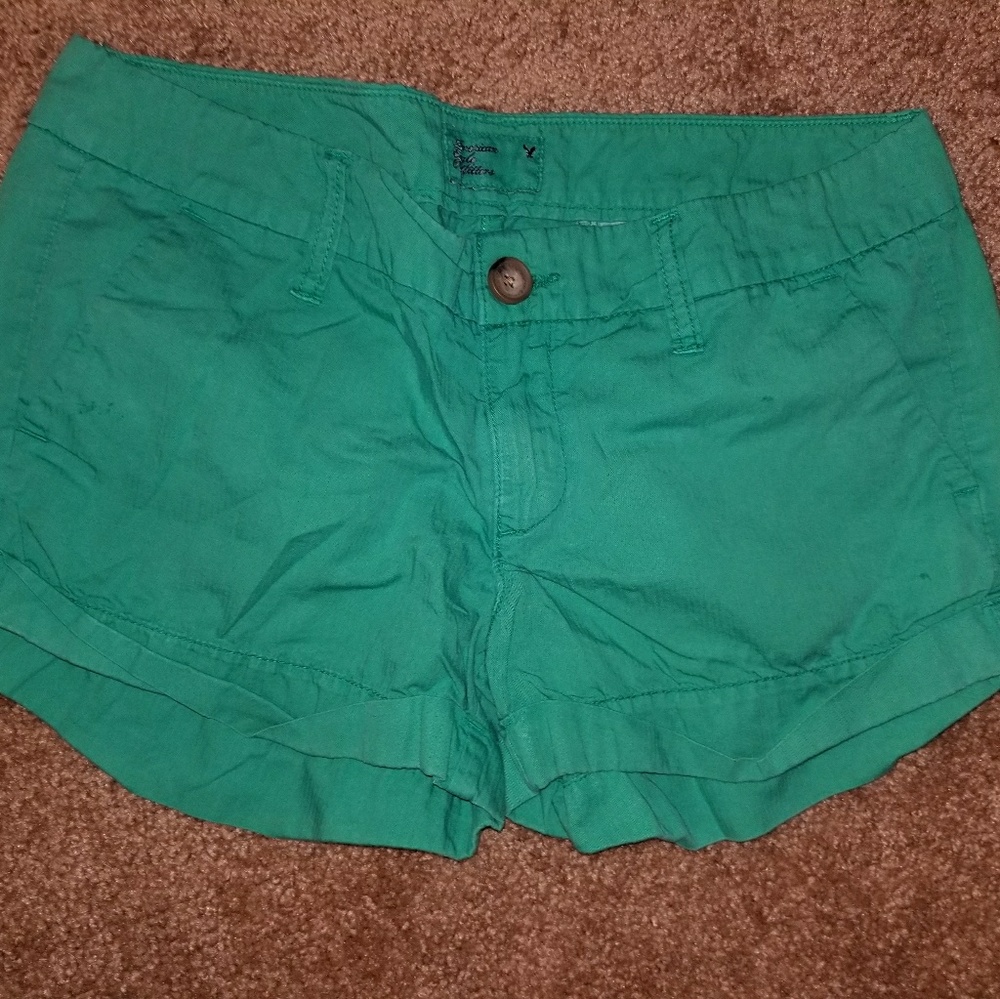 American eagle shorts size 4